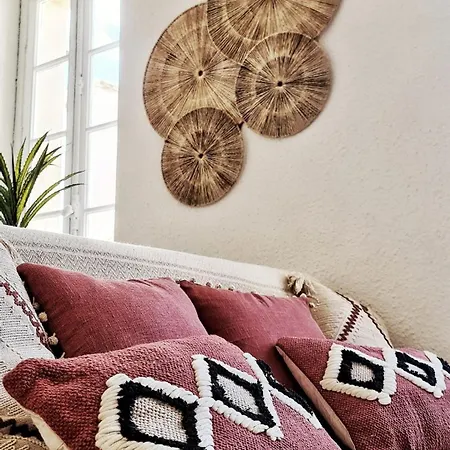 N2 Barbacane-pieds Cité-bohème Chic-clim Mobile Appartamento